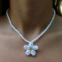 Winther Studio Pearly Bloom Halskæde Guld Clearance